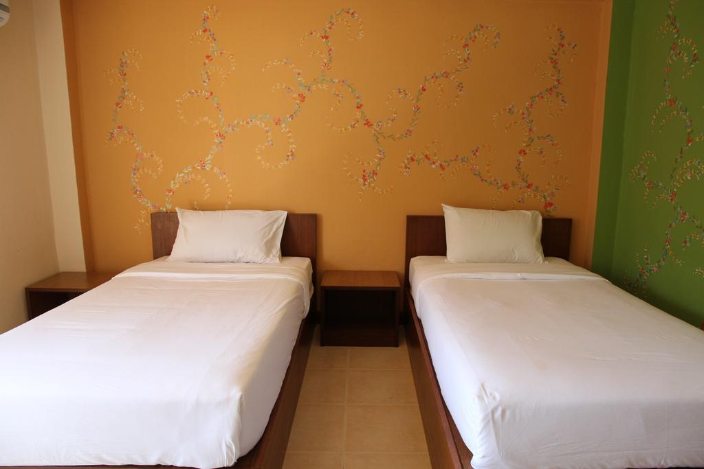 Opal House Hotel & Restaurant Бана-Нонг-Табайк Экстерьер фото