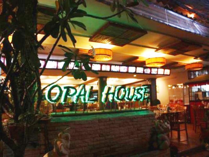 Opal House Hotel & Restaurant Бана-Нонг-Табайк Экстерьер фото